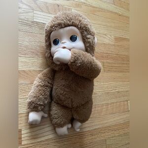 Little Live Pets My Baby Monkey Mango – Talks, Makes Sounds & Moves Mouth